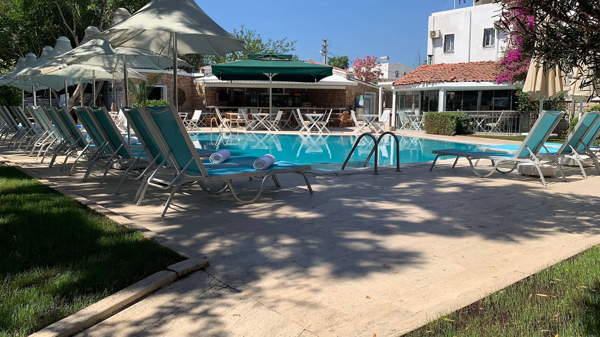 Moonshine Hotel & Suites Bodrum 3*,