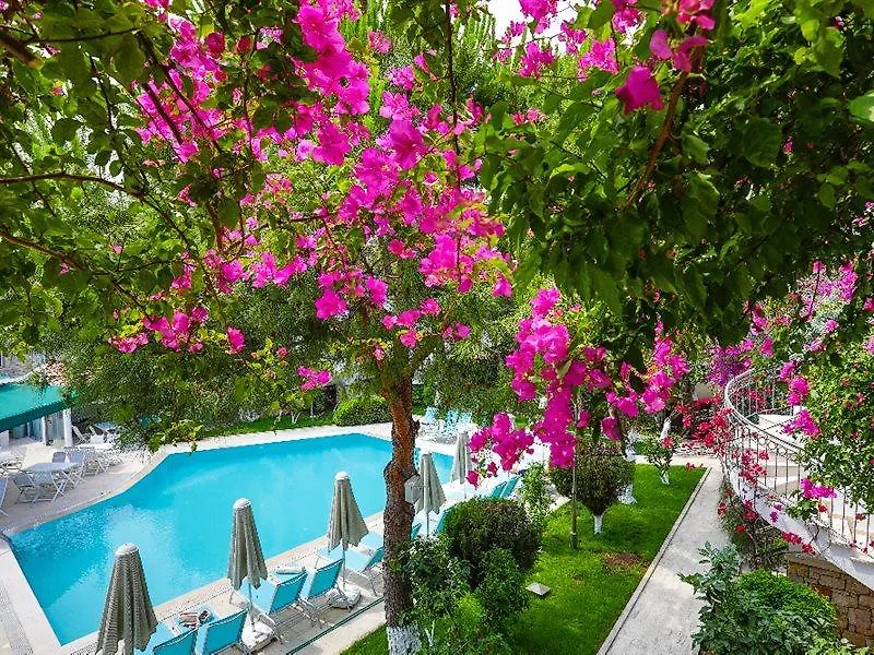 Moonshine Hotel & Suites Bodrum